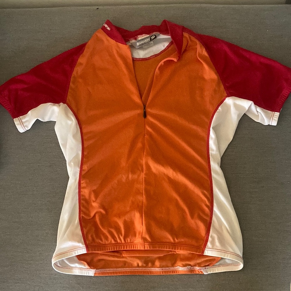 Women’s biking tshirt